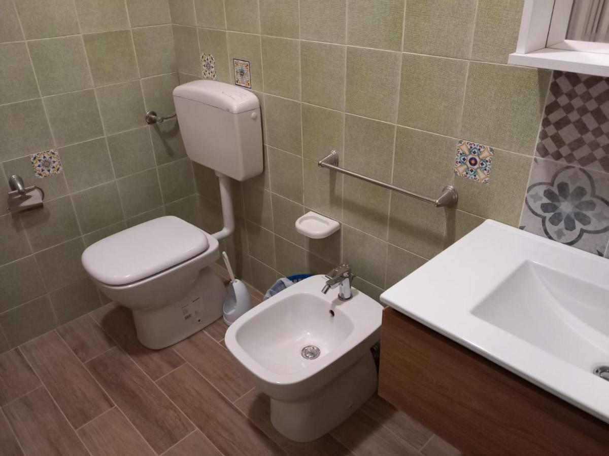 Casa Del Vento Apartment Đảo Lipari Ngoại thất bức ảnh
